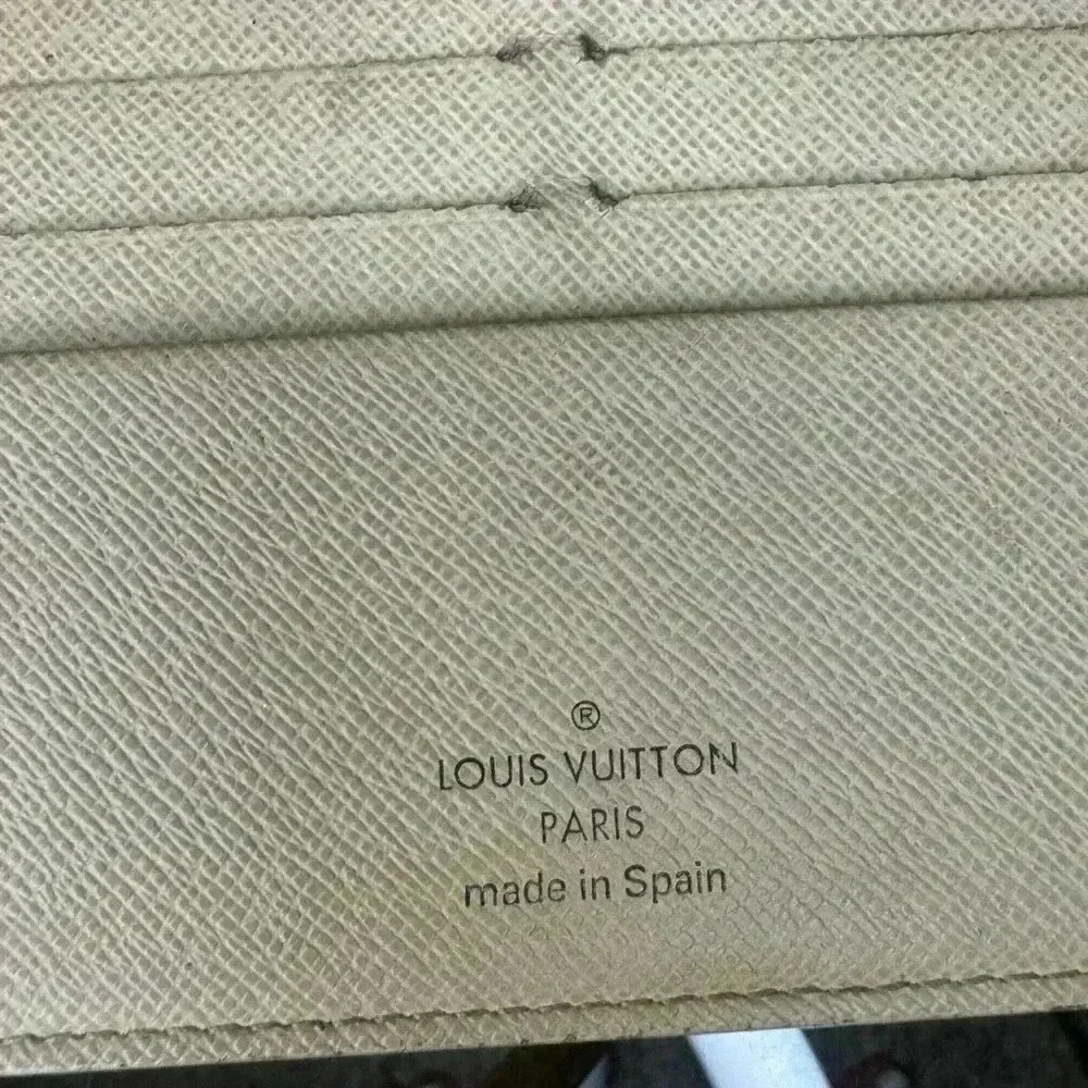 Louis Vuitton Insolite Damier Long Wallet Authentic. - Picture 9 of 12